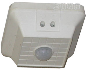 RP-312 室內吸頂式紅外線感應自動開關(低壓輸入/低壓輸出)-採用進口專業型感應元件(PIR)'高感度、安裝方便'體積小、負載大、壽命長'SMD零件穩定度特佳'附感應動作指示燈'延遲通電時間可調 明/暗工作時機,可依使用者設定'自動感度調整'適用於公共走道,逃生樓梯間,屋內走廊,以及閣樓等處,室內由上向下感應,單一感應區域,電源輸出控制,由上偉科技專業銷售'工程安裝'維修服務,洽詢電話02-22267567(代表號)由專人服務