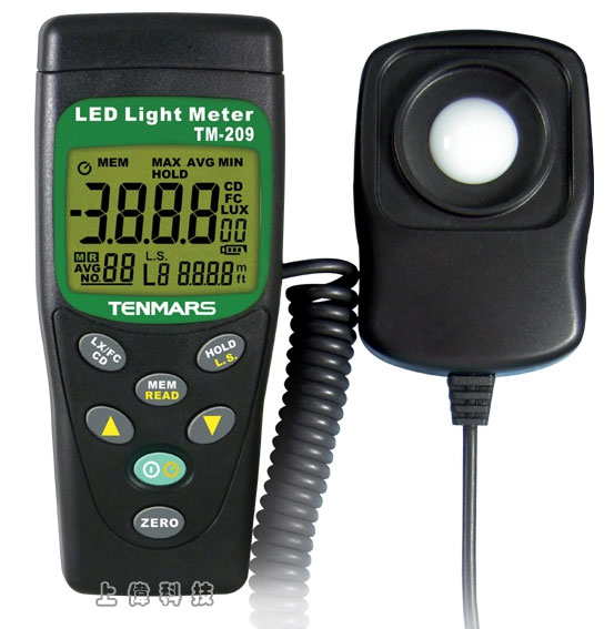 TM-209 LUX/FC 白色 LED 照度錶 + 一般測光錶-取樣率: 2.5次/秒'光譜響應曲線趨近於 CIE(國際照明協會)標準分光光譜曲線'斜入射光修正'符合 JIS C 1609 : 1993 及 CNS 5119 一般A等級'測量光源 : 白色LED燈及所有可見光'測量 : 有 Lux, Fc 可供選擇'資料鎖定'最大/最小/平均值鎖定'歸零調整'自動關機即取消自動關機功能'自動換檔,由上偉科技專業銷售'工程安裝'維修服務,洽詢電話02-22267567(代表號)由專人服務