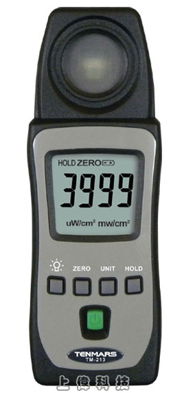 TM-213 UVAB 紫外線測光儀-專業,高品質的紫外線儀器'紫外線照射測量含UV'紫外線偵測器光譜從 290 nm to 390 nm'測量範圍:3999微瓦/平方公分和19.99毫瓦/平方公分'建立零按鈕'微處理器電路提供高可靠性和耐久性'獨立紫外線偵測允許用戶測量紫外線光在一個最佳的位置'液晶顯示,容易讀數'過載顯示的OL'預設自動關機時間為約15分鐘'測量 : 有 1uW/cm2, 1mW/cm2可供選擇,由上偉科技專業銷售'工程安裝'維修服務,洽詢電話02-22267567(代表號)由專人服務